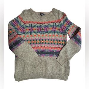 Chaps Tribal Graphic  Women's Sweater Sz L (see measurements in photos)